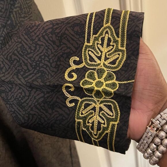 Embellished Brown and Green kaftan Dress with matching Duster - Picture 10 of 11